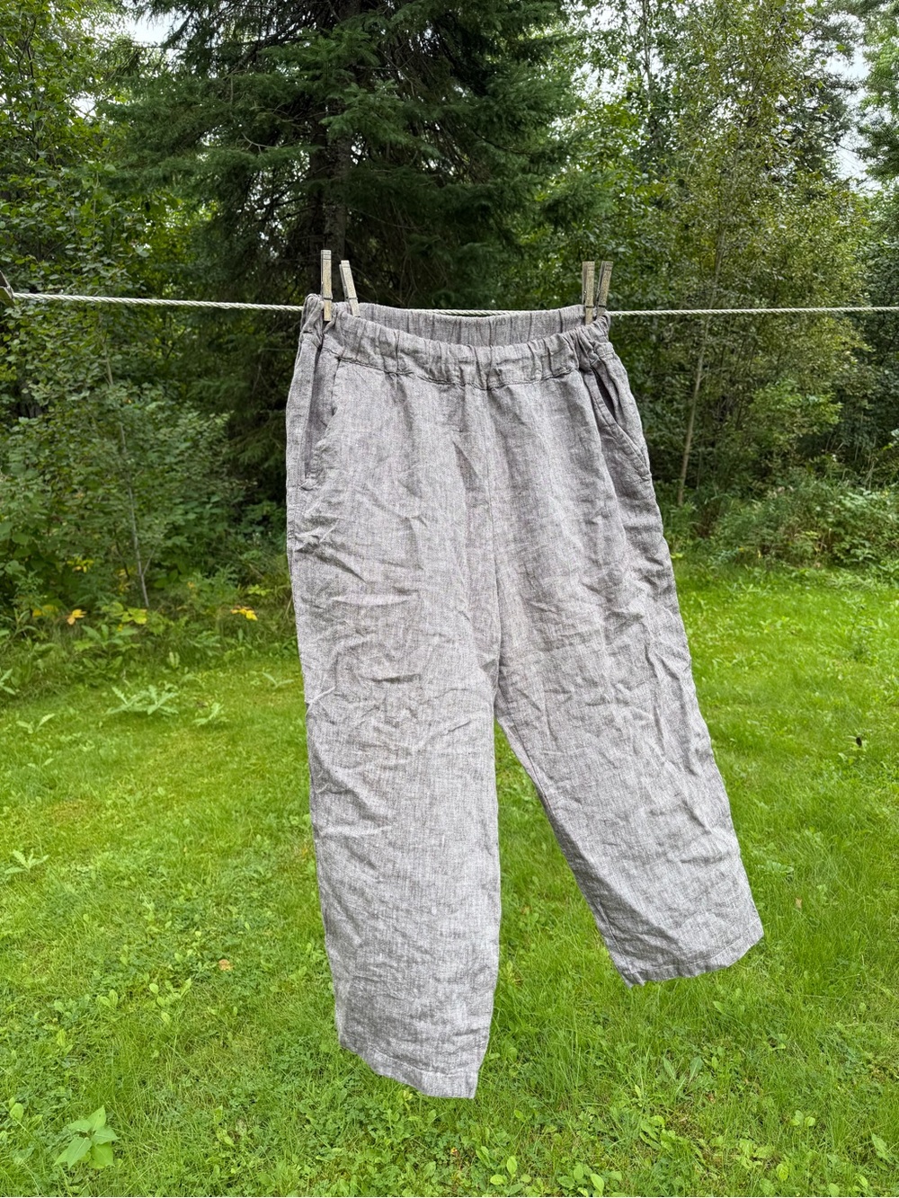 Women’s Gray Linen Straight-Leg Elastic Waist Pants
